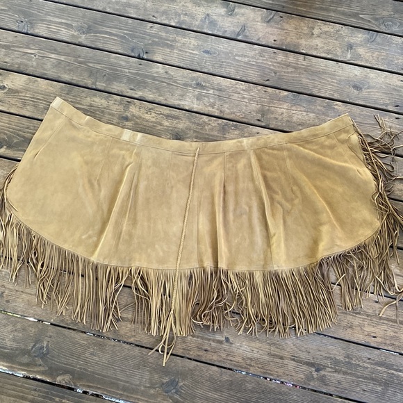Vintage 1970s José Luis Suede Fringe Skirt - Picture 13 of 13